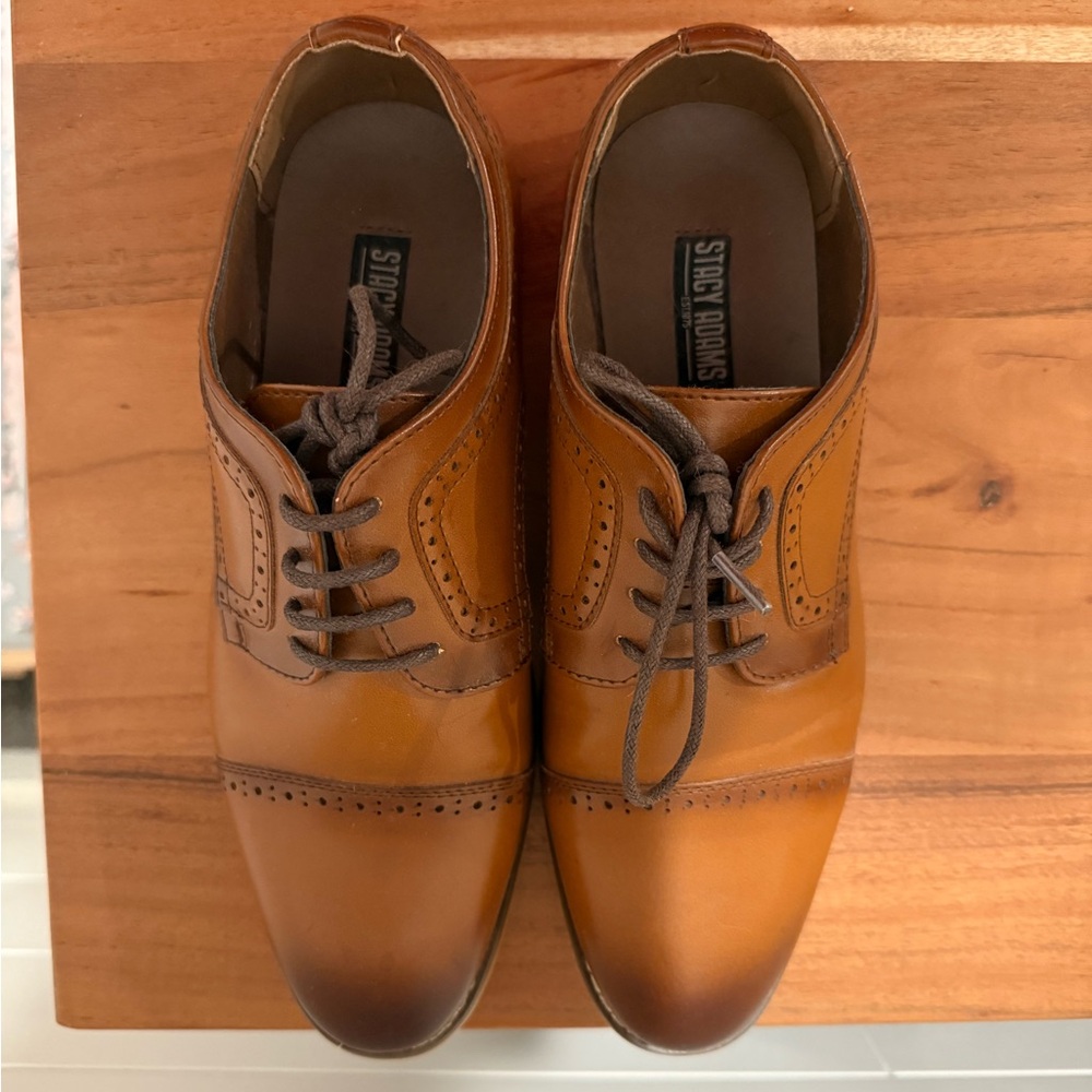 Stacy Adams Brown Leather Oxford Shoes with Brogue Detailing